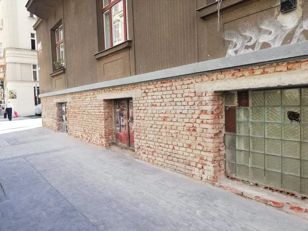 Realizace Janovského 15, Praha 7 — fotografie